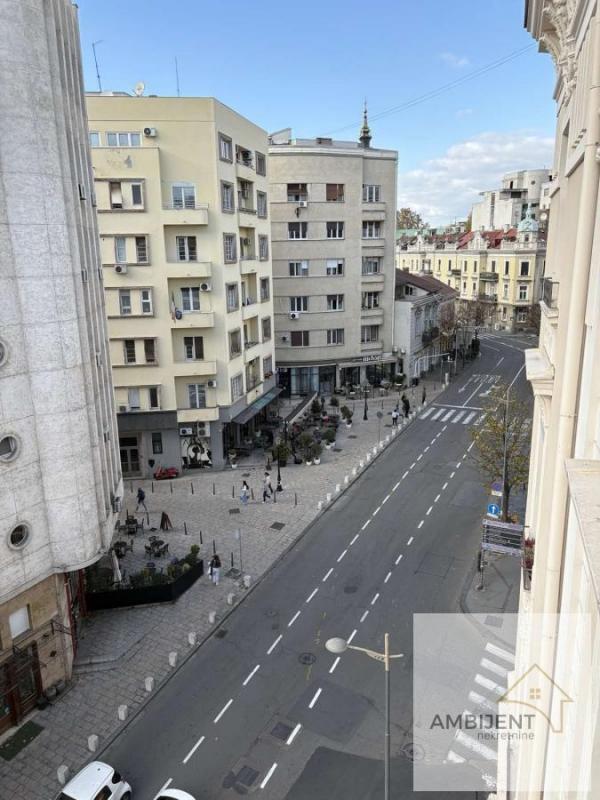 Stan na prodaju u Beogradu, Kosančićev venac, trosoban, 144m2, cena 450000 evra