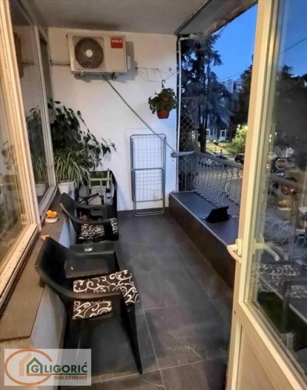 Stan na prodaju u Beogradu, Konjarnik, dvosoban, 71m2, cena 206000 evra