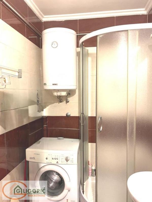 Stan na prodaju u Beogradu, Voždovac, jednosoban, 32m2, cena 96000 evra