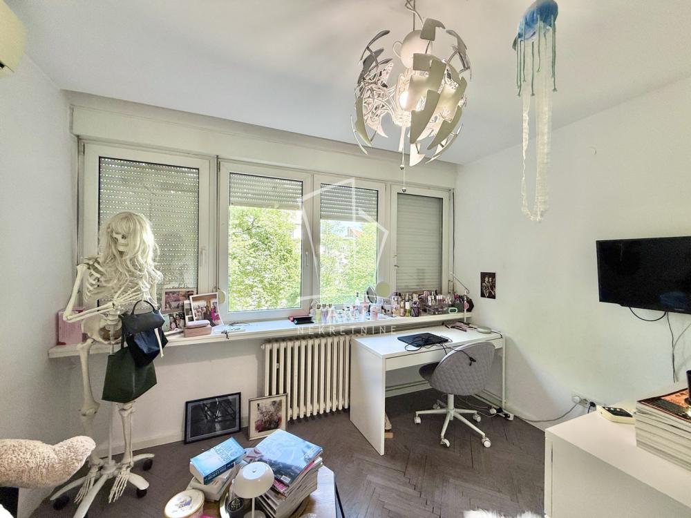 Stan na prodaju u Beogradu, Palilula, cetvorosoban, 120m2, cena 526000 evra