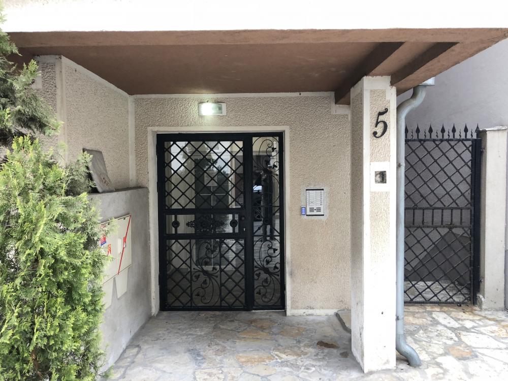 Stan na prodaju u Beogradu, Vračar, 33m2, cena 49500 evra