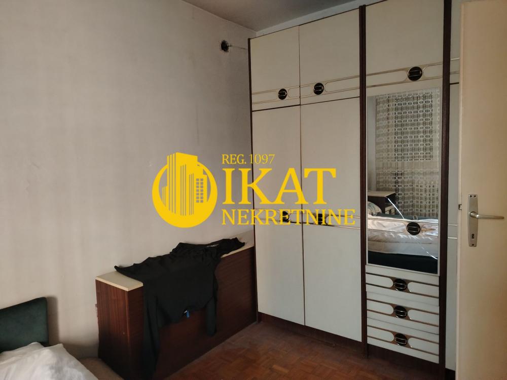 Stan na prodaju u Beogradu, Voždovac, trosoban, 78m2, cena 205000 evra