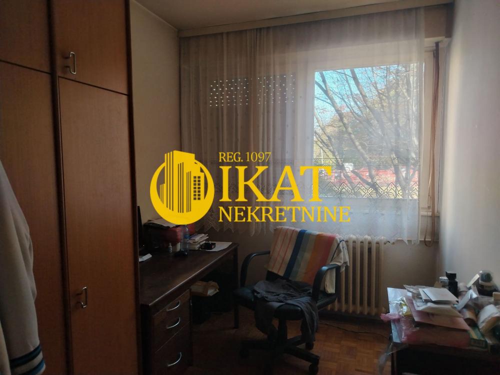 Stan na prodaju u Beogradu, Voždovac, trosoban, 78m2, cena 205000 evra