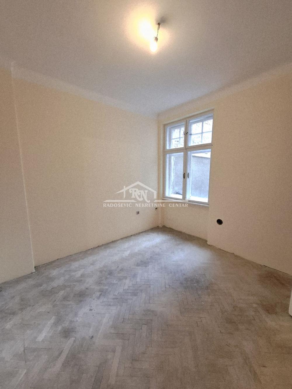 Stan na prodaju u Beogradu, Stari grad, cetvorosoban, 91m2, cena 380000 evra