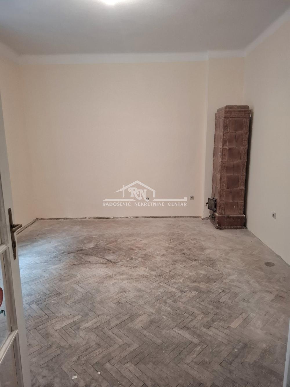 Stan na prodaju u Beogradu, Stari grad, cetvorosoban, 91m2, cena 380000 evra