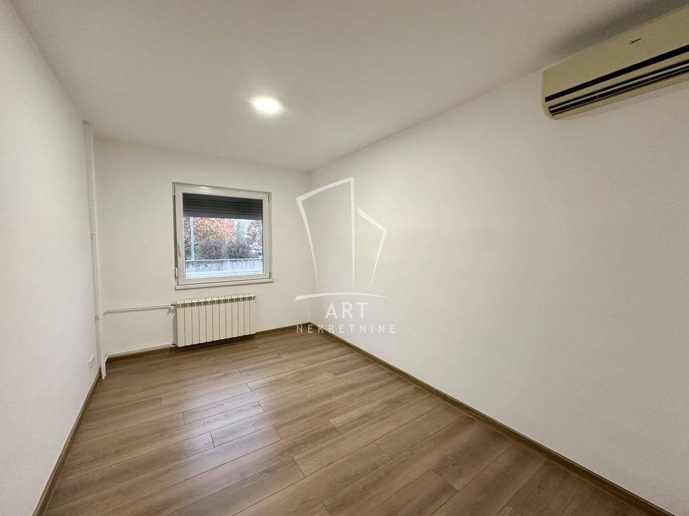 Stan na prodaju u Beogradu, Novi Beograd blok 62, 104m2, cena 410000 evra