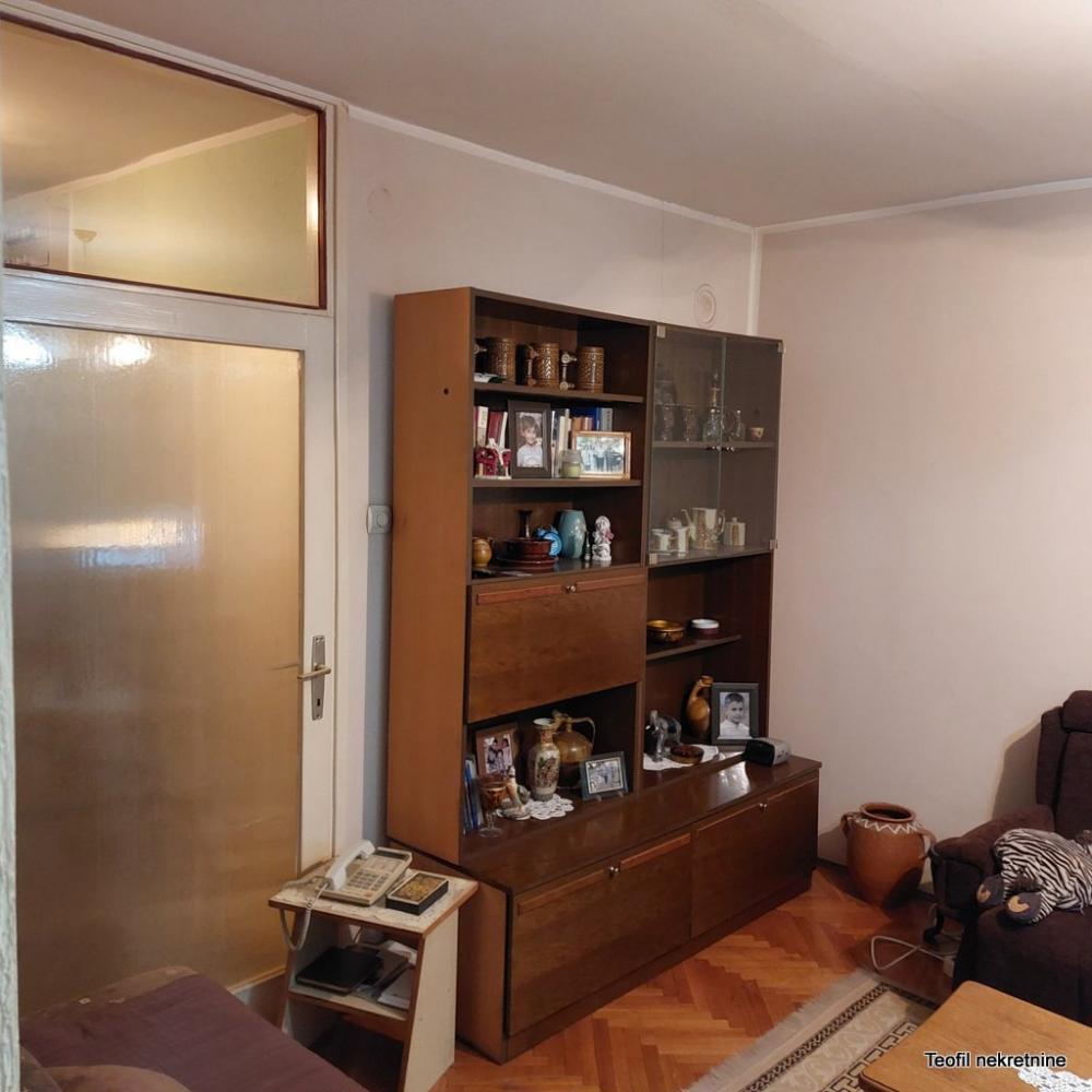 Stan na prodaju u Beogradu, Novi Beograd, troiposoban, 85m2, cena 252000 evra