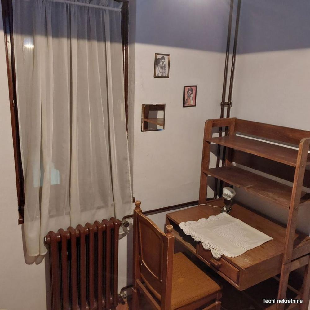 Stan na prodaju u Beogradu, Novi Beograd, troiposoban, 85m2, cena 252000 evra