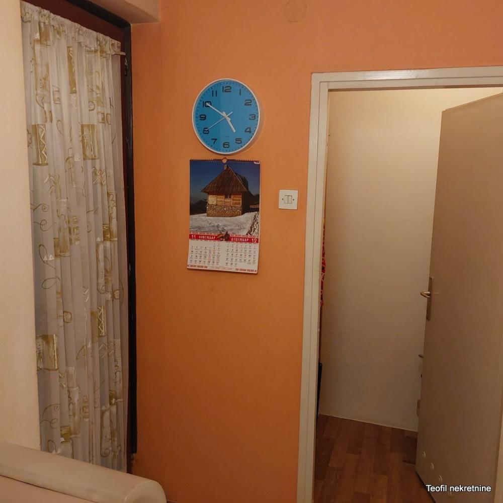 Stan na prodaju u Beogradu, Novi Beograd, troiposoban, 85m2, cena 252000 evra