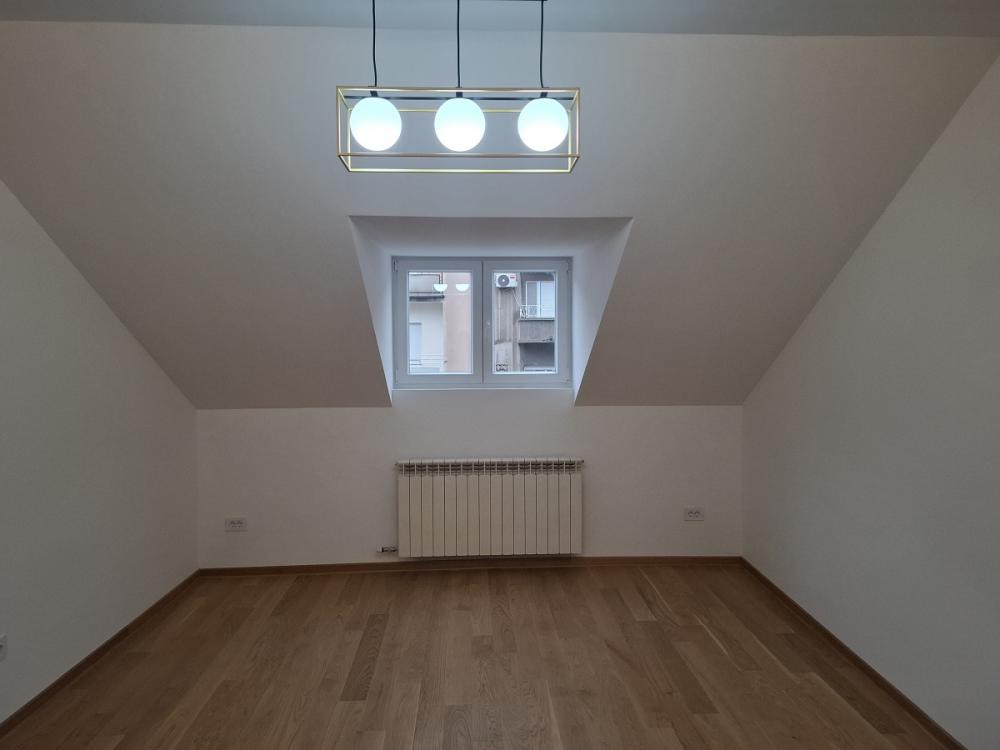 Stan na prodaju u Beogradu, Stari grad, 132m2, cena 395000 evra