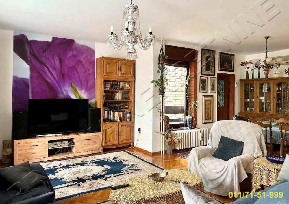 Stan na prodaju u Beogradu, Dedinje, trosoban, 100m2, cena 500000 evra