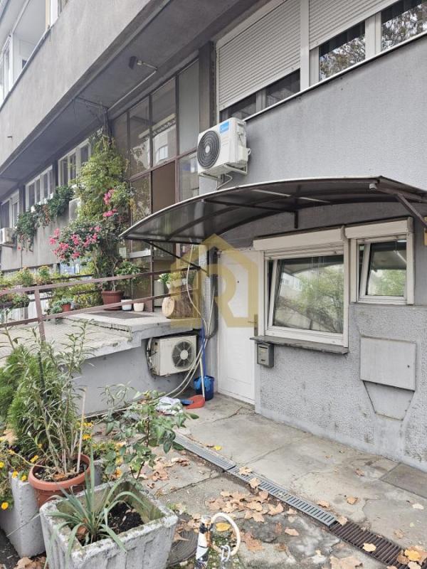 Stan na prodaju u Beogradu, Fontana, jednosoban, 15m2, cena 59000 evra