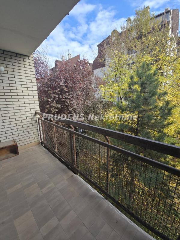 Stan na prodaju u Beogradu, Filmski grad, trosoban, 84m2, cena 245000 evra