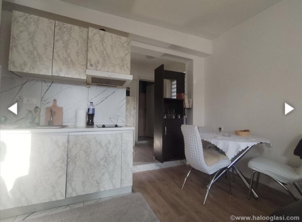 Stan na prodaju u Beogradu, Višnjička banja, jednoiposoban