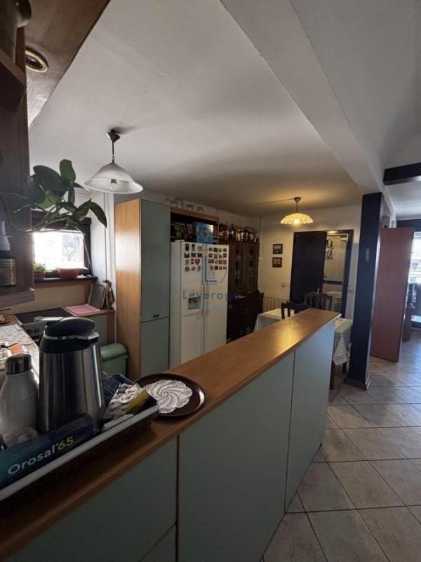 Stan na prodaju u Beogradu, Trošarina, troiposoban, 109m2, cena 299000 evra