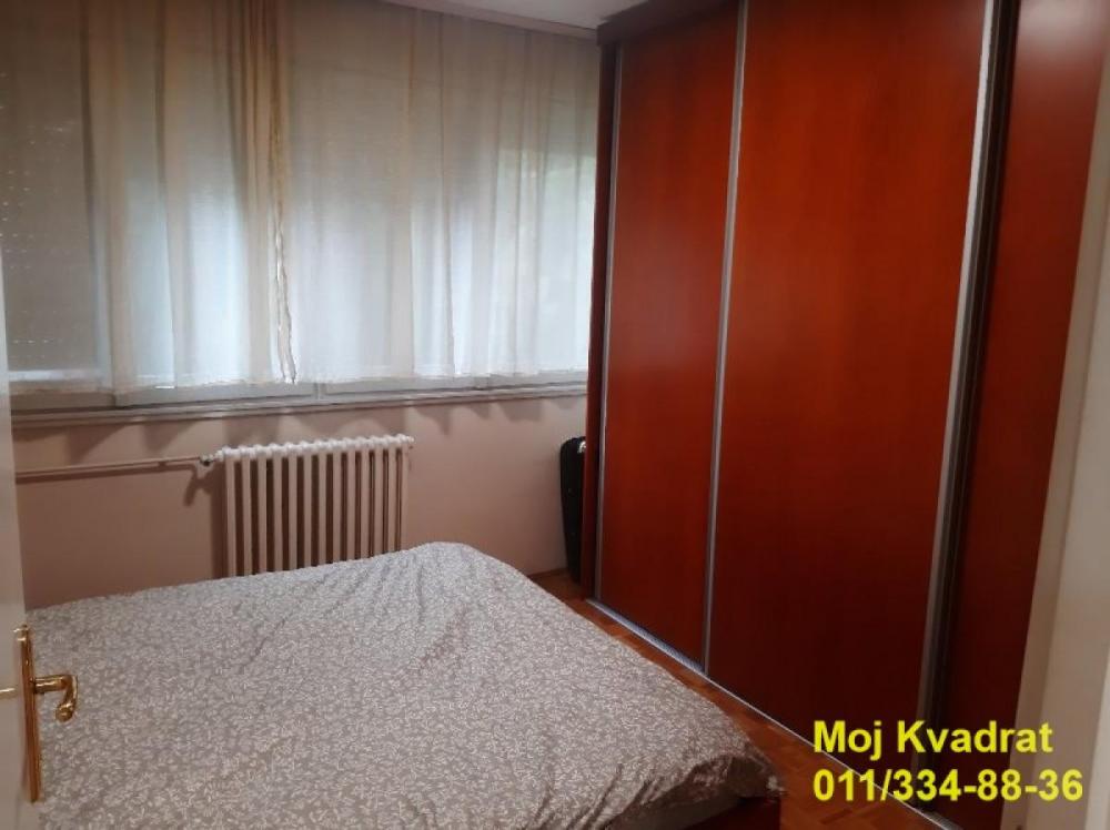 Stan na prodaju u Beogradu, Gornji grad, troiposoban, 75m2, cena 214000 evra