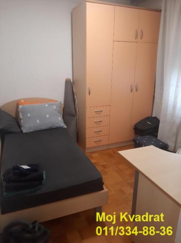 Stan na prodaju u Beogradu, Gornji grad, troiposoban, 75m2, cena 214000 evra