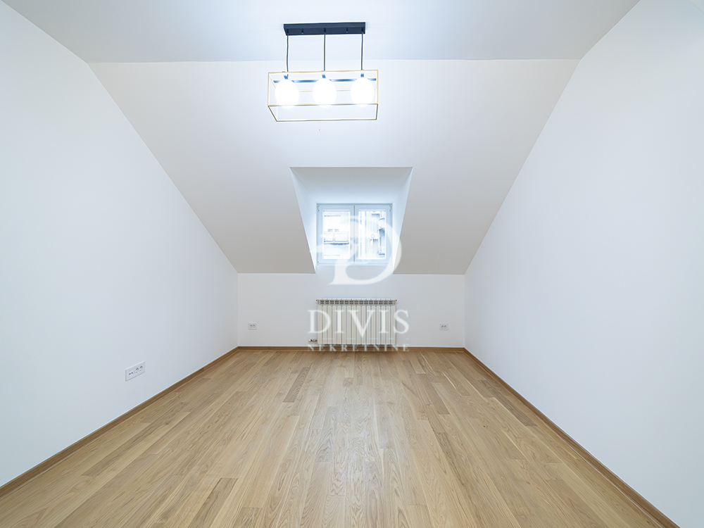 Stan na prodaju u Beogradu, Stari grad,Terazije, 131m2, cena 395000 evra