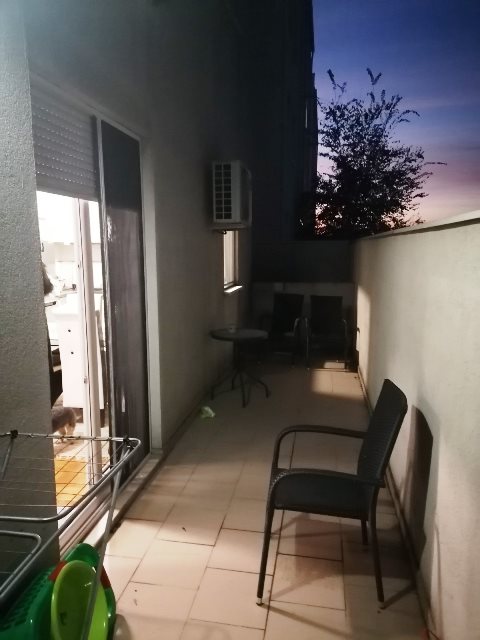 Stan na prodaju u Beogradu, Ledine, trosoban, 80m2, cena 184900 evra