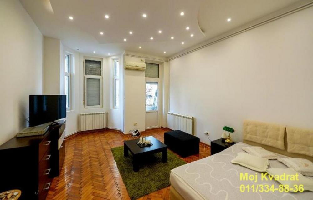 Stan na prodaju u Beogradu, Vračar (Centar), trosoban, 86m2, cena 320000 evra
