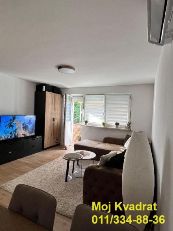 Stan na prodaju u Beogradu, Cerak, jednosoban, 32m2, cena 108600 evra