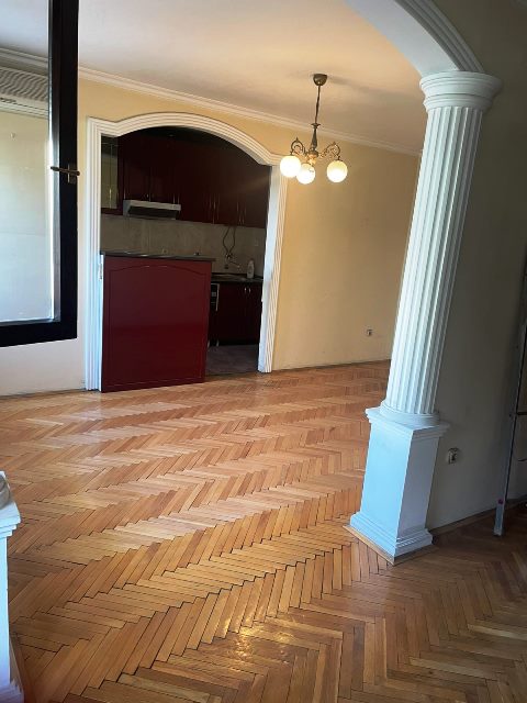 Stan na prodaju u Beogradu, Palata pravde, cetvorosoban, 99m2, cena 400000 evra