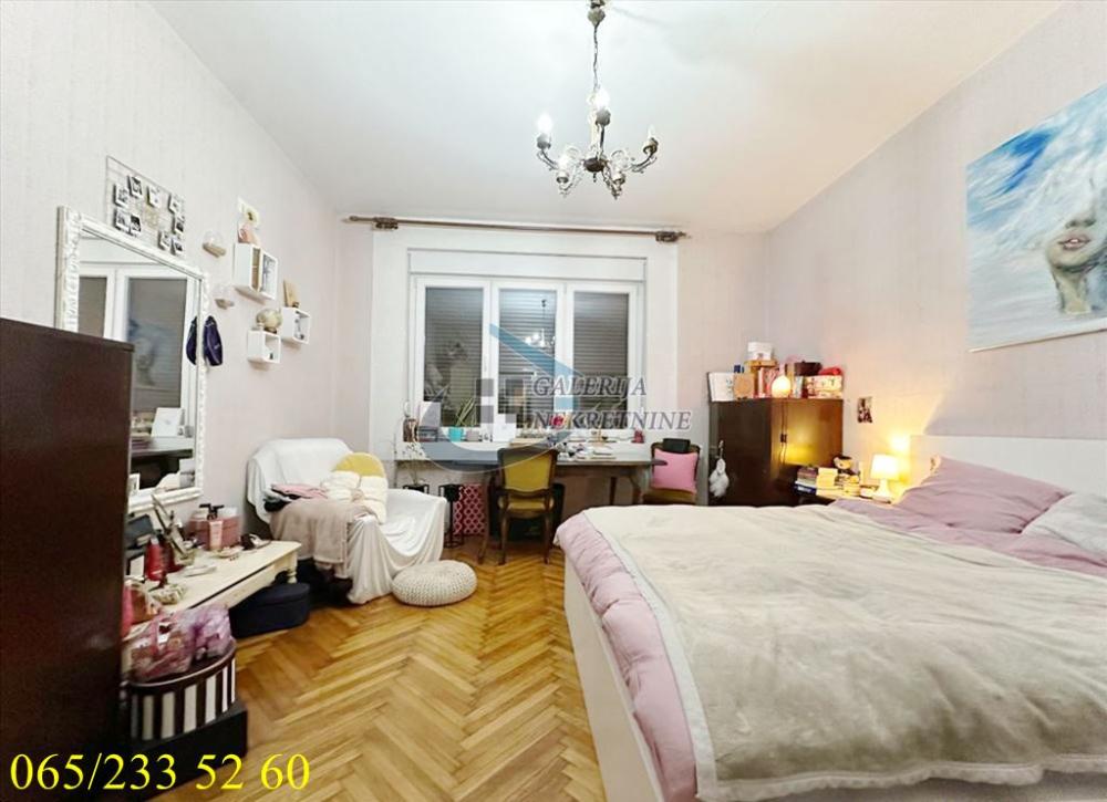 Stan na prodaju u Beogradu, Stari grad, troiposoban, 97m2, cena 343000 evra