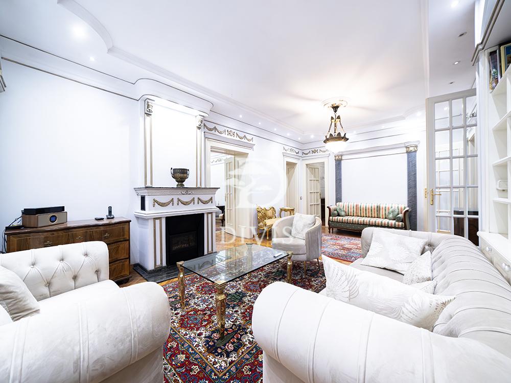 Stan na prodaju u Beogradu, Obilićev venac, troiposoban, 113m2, cena 580000 evra