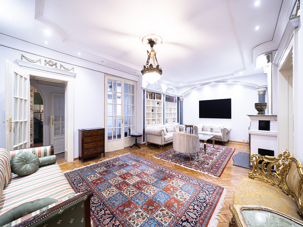 Stan na prodaju u Beogradu, Obilićev venac, troiposoban, 113m2, cena 580000 evra