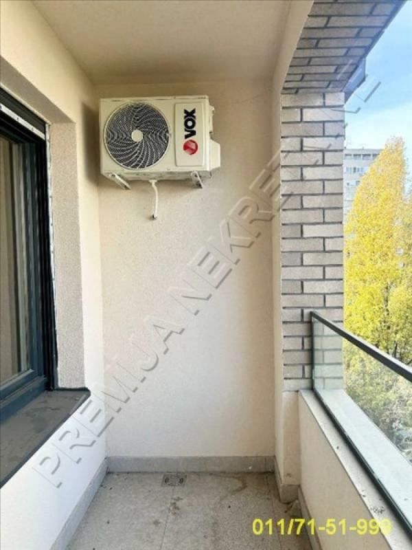 Stan na prodaju u Beogradu, Vračar (Centar), troiposoban, 74m2, cena 285000 evra