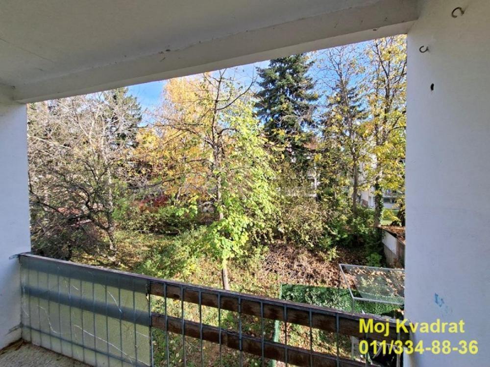 Stan na prodaju u Beogradu, Cerak, trosoban, 76m2, cena 150000 evra