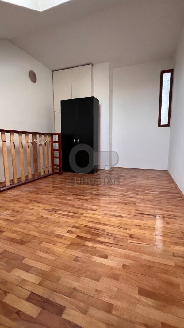 Stan na prodaju u Beogradu, Borča, jednoiposoban, 29m2, cena 65500 evra