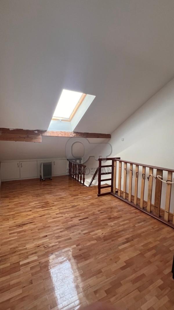 Stan na prodaju u Beogradu, Borča, jednoiposoban, 29m2, cena 65500 evra