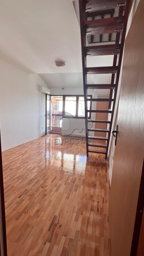 Stan na prodaju u Beogradu, Borča, jednoiposoban, 29m2, cena 65500 evra