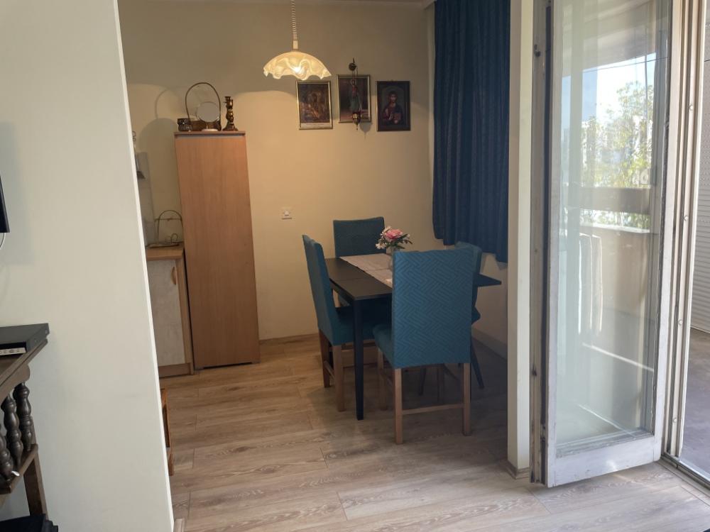 Stan na prodaju u Beogradu, Novi Beograd blok 64, jednoiposoban, 45m2, cena 145000 evra