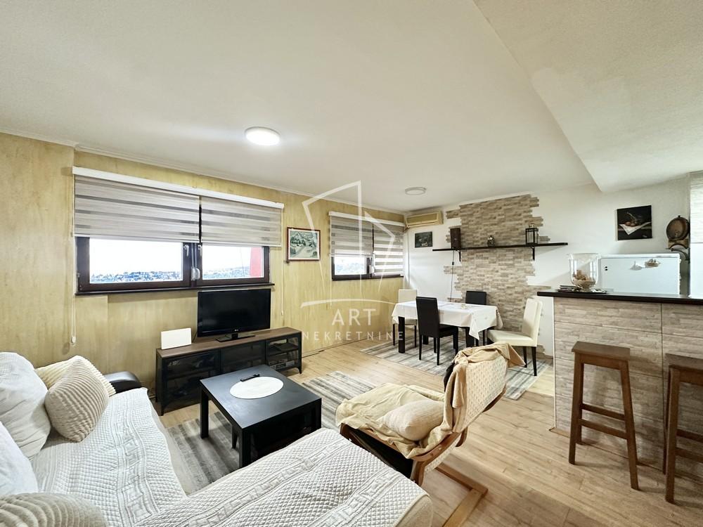 Stan na prodaju u Beogradu, Rakovica, dvoiposoban, 49m2, cena 120000 evra