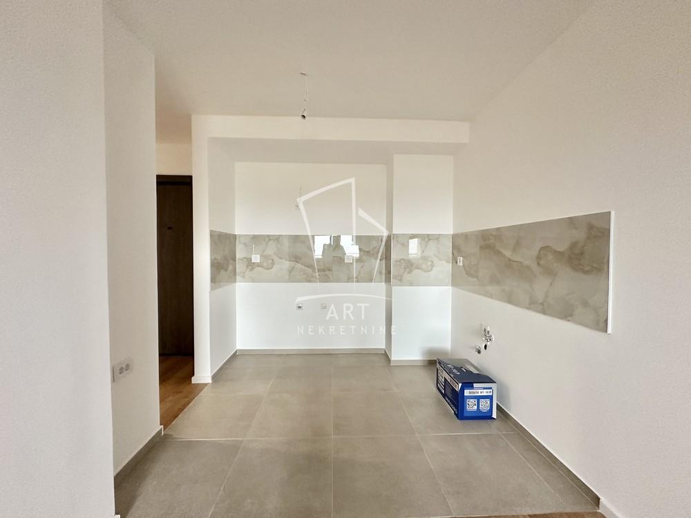 Stan na prodaju u Beogradu, Palilula, troiposoban, 71m2, cena 295000 evra