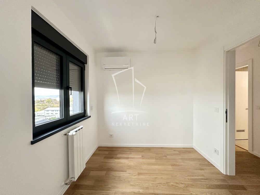 Stan na prodaju u Beogradu, Palilula, troiposoban, 71m2, cena 295000 evra