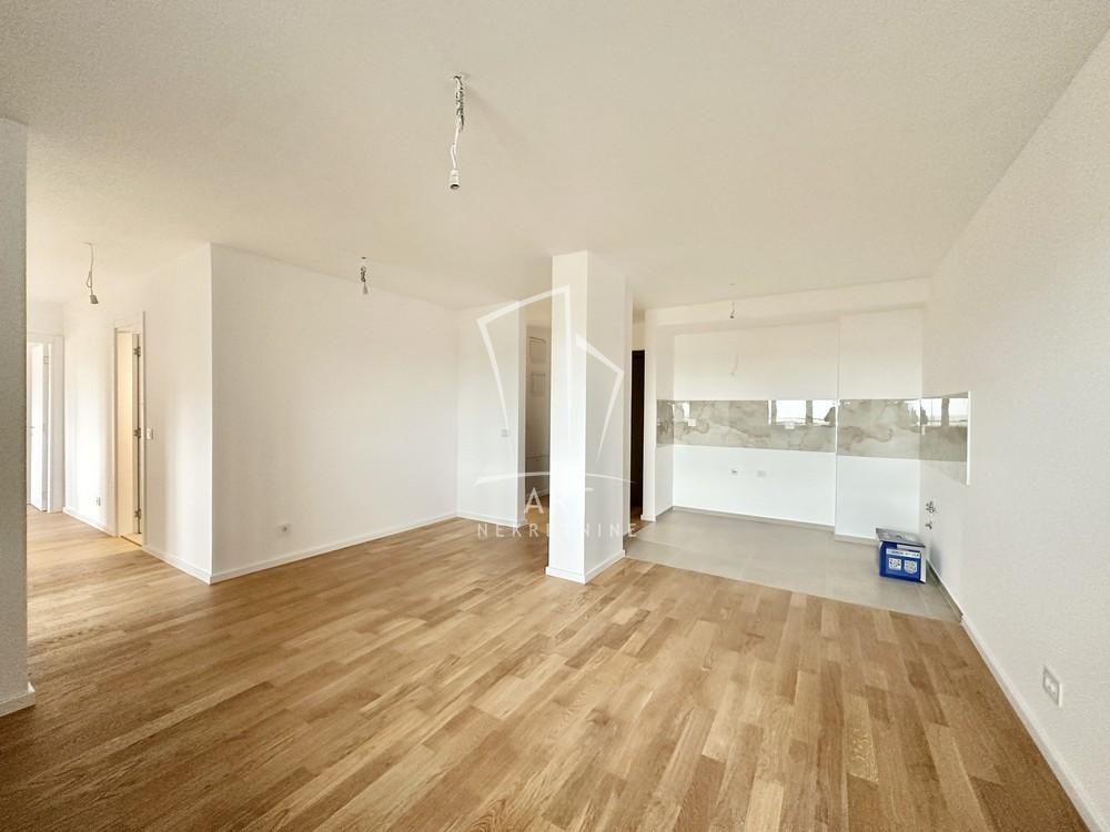 Stan na prodaju u Beogradu, Palilula, troiposoban, 71m2, cena 295000 evra