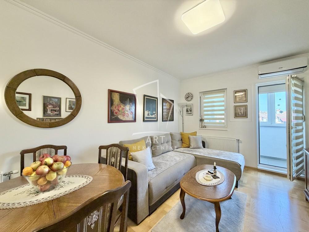 Stan na prodaju u Beogradu, Mirijevo, dvosoban, 45m2, cena 135000 evra