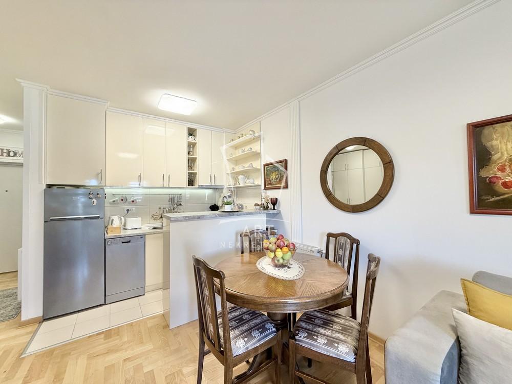 Stan na prodaju u Beogradu, Mirijevo, dvosoban, 45m2, cena 135000 evra