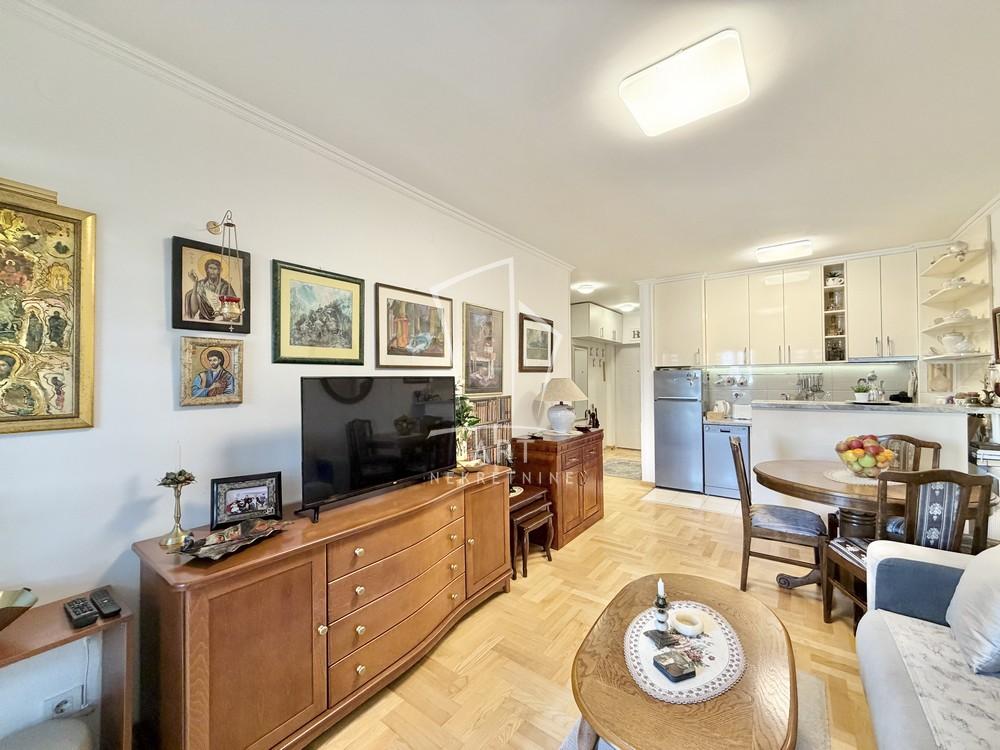 Stan na prodaju u Beogradu, Mirijevo, dvosoban, 45m2, cena 135000 evra