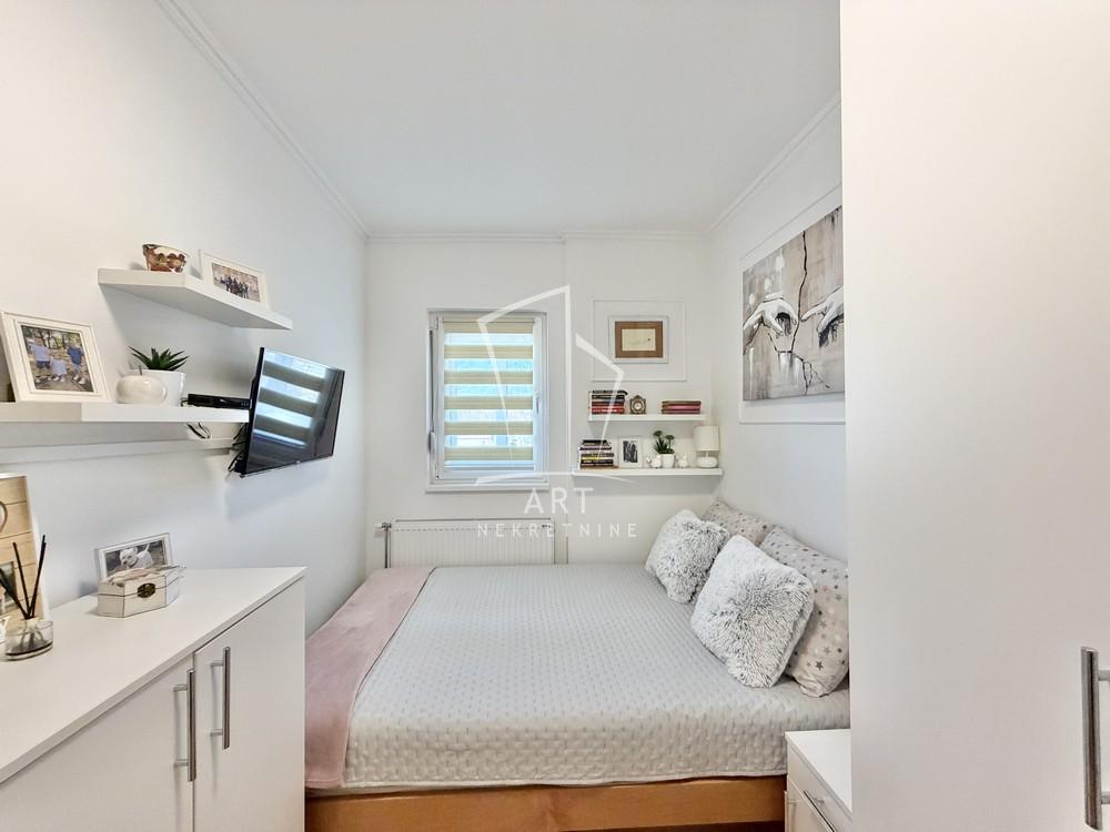 Stan na prodaju u Beogradu, Mirijevo, dvosoban, 45m2, cena 135000 evra