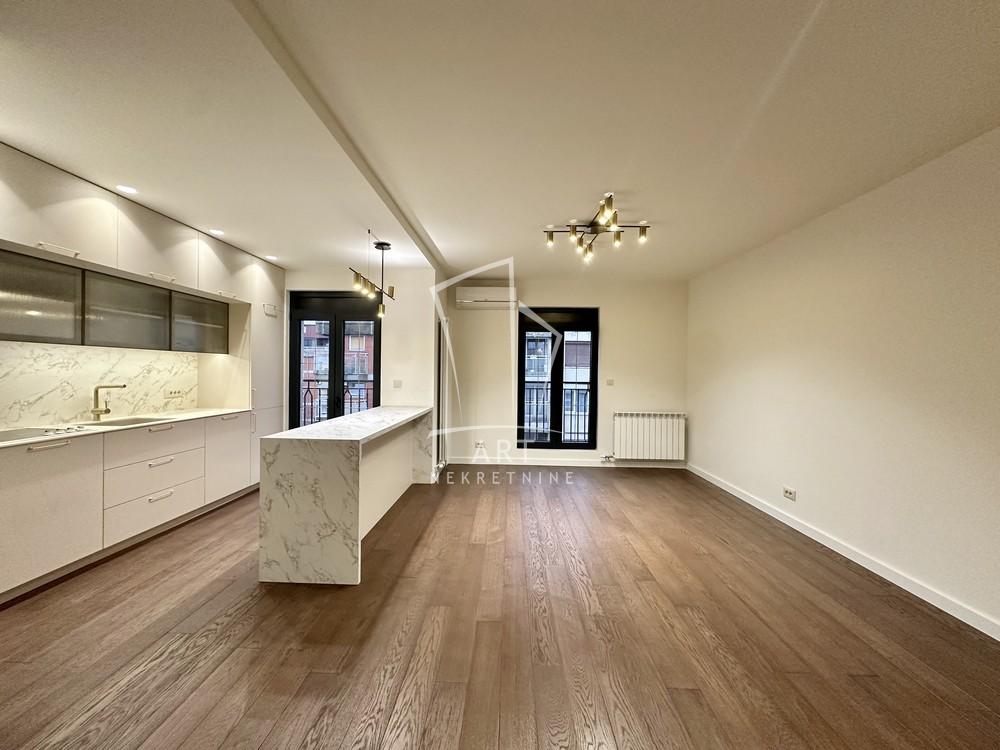 Stan na prodaju u Beogradu, Crveni Krst, cetvorosoban, 114m2, cena 455000 evra