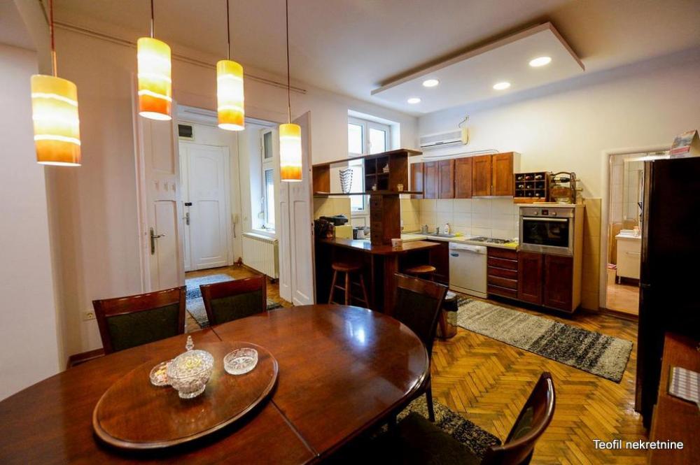 Stan na prodaju u Beogradu, Tašmajdan, trosoban, 86m2, cena 320000 evra