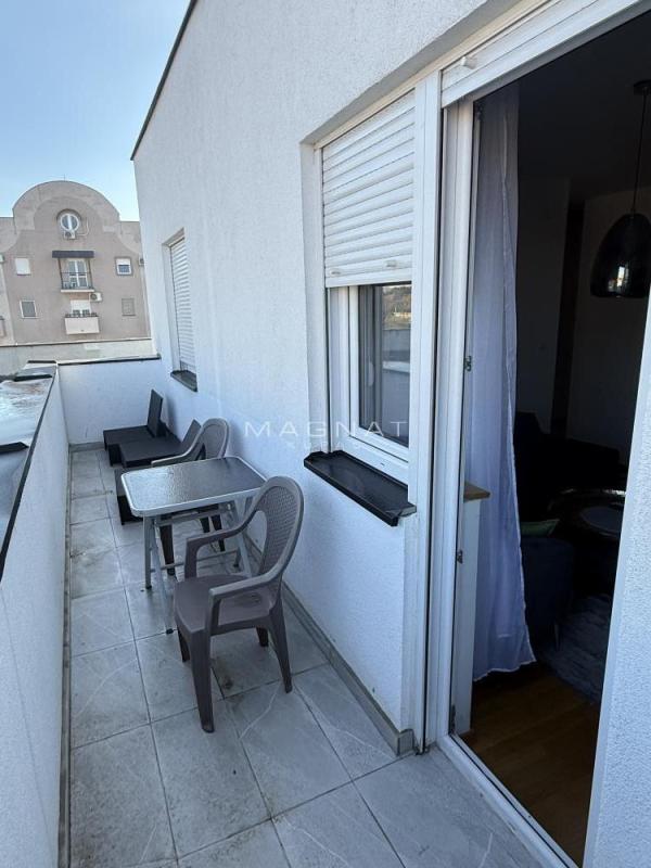 Stan na prodaju u Beogradu, Marije Bursać, jednoiposoban, 46m2, cena 135000 evra