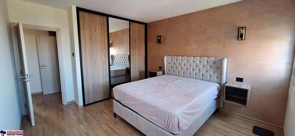 Stan na prodaju u Beogradu, Novi Beograd, dvosoban, 61m2, cena 334000 evra