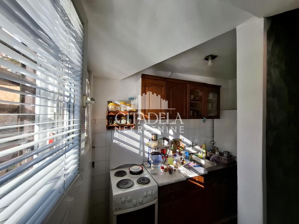 Stan na prodaju u Beogradu, Braće Jerković, dvoiposoban, 55m2, cena 125000 evra