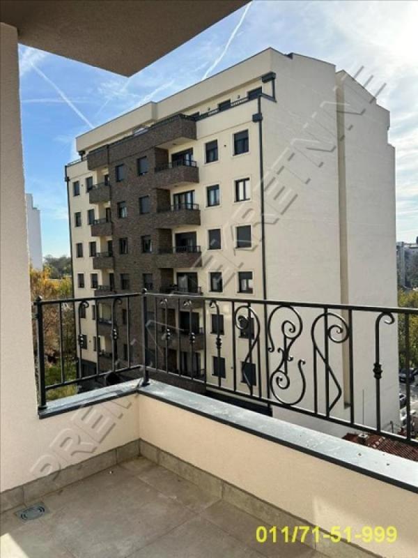 Stan na prodaju u Beogradu, Crveni Krst, troiposoban, 82m2, cena 302000 evra