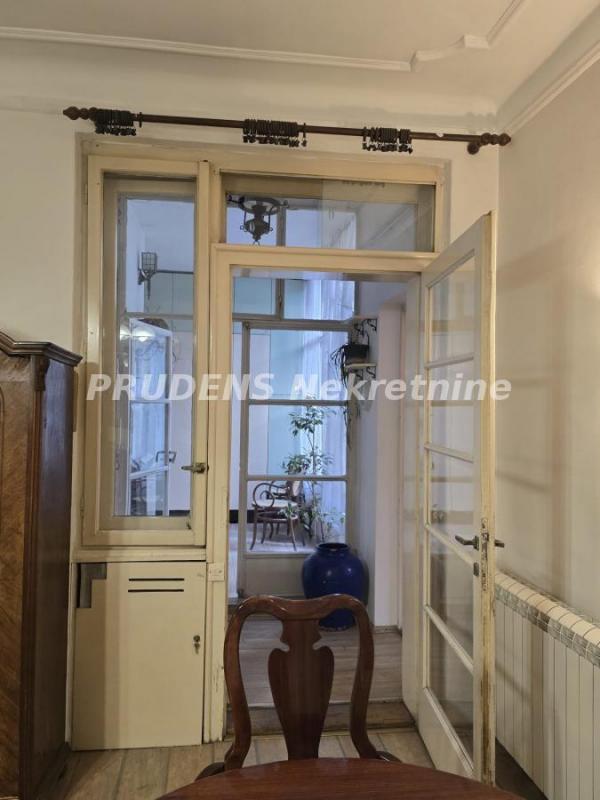 Stan na prodaju u Beogradu, Stari grad, dvoiposoban, 65m2, cena 239900 evra